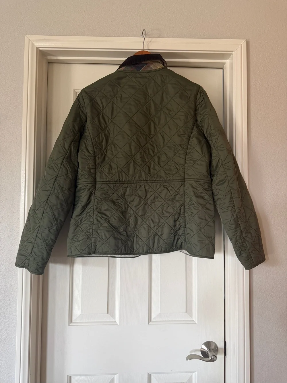 Barbour Deveron Polarquilt Jacket Olive / Pearl 14 US 18 UK barn field coat